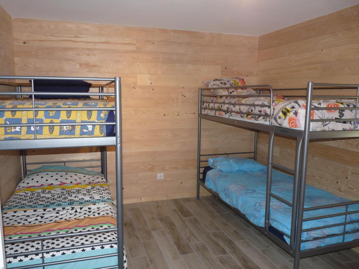 Les Petites Marmottes Villa Вожани Екстериор снимка
