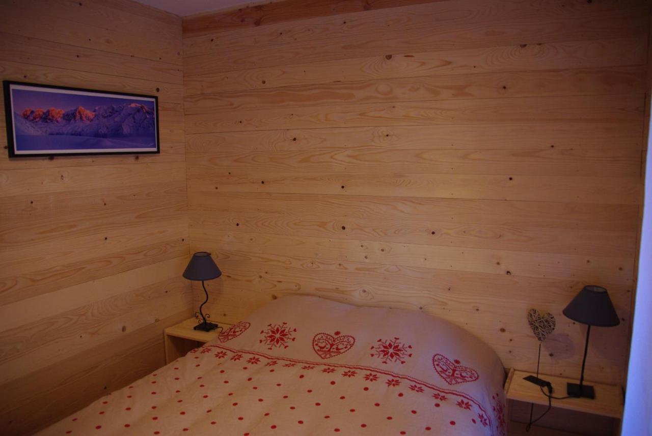 Les Petites Marmottes Villa Вожани Екстериор снимка